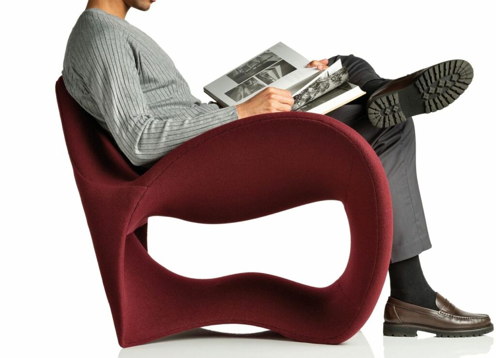 Grace Lounge Chair by Daniel Devadder