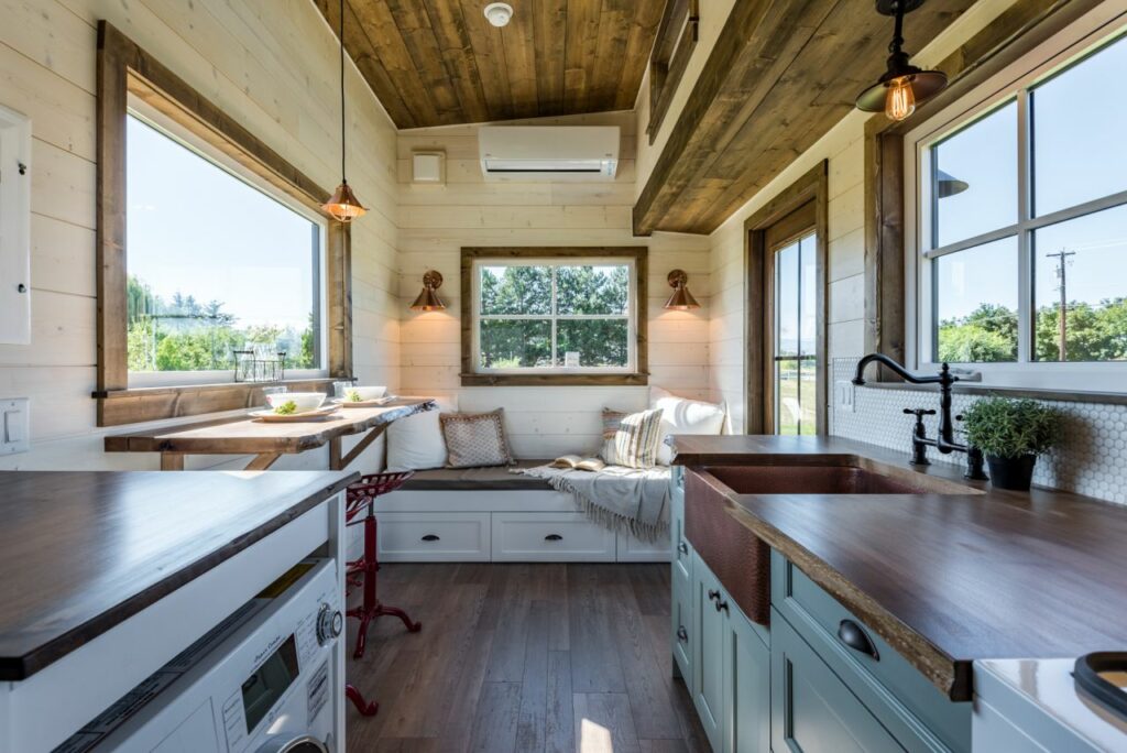 Hummingbird tiny house living area 