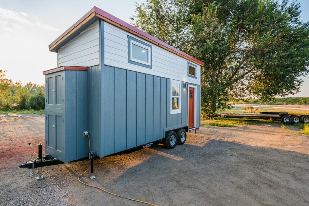 Exterior of Julia’s 20′ x 8′ Tiny Home