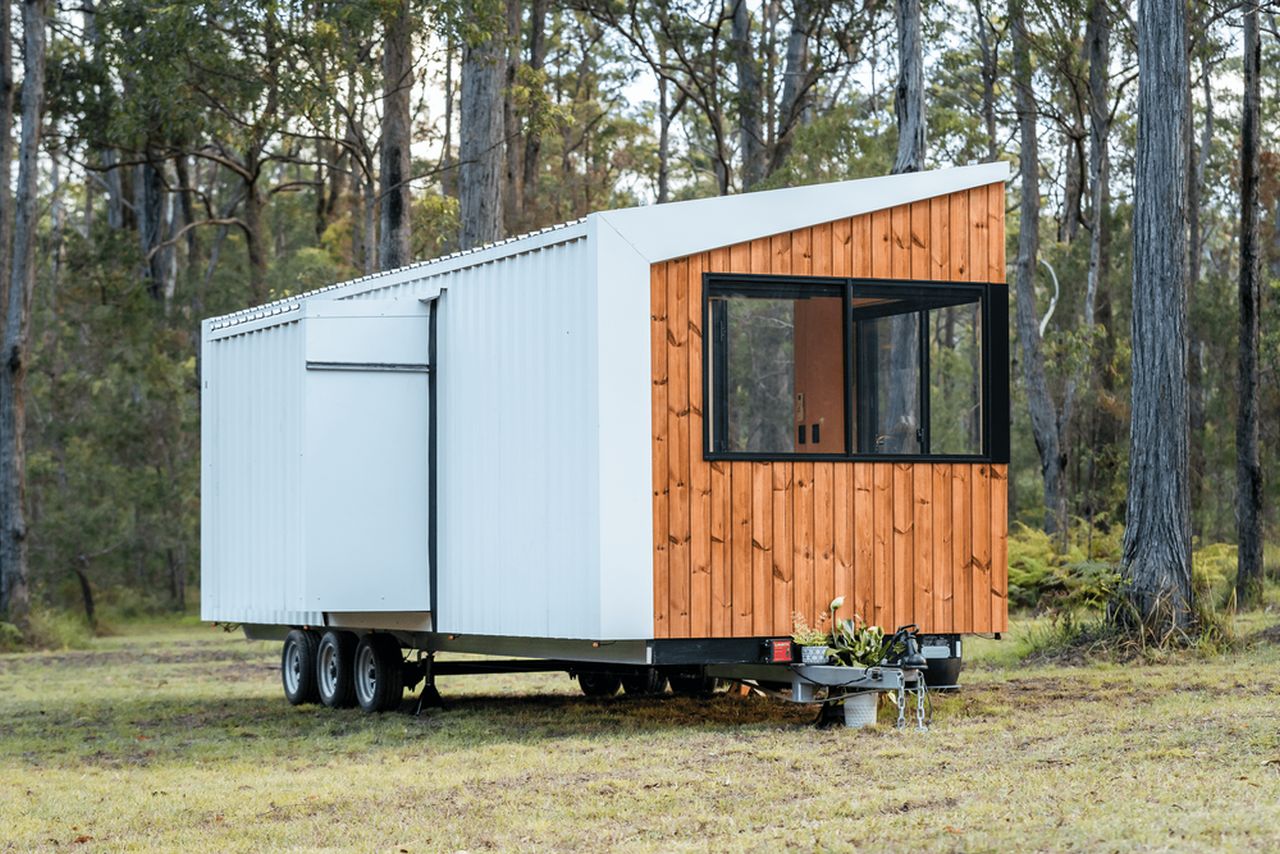 Couple-Friendly Luna Tiny House Fosters Tidy & Spacious Lifestyle