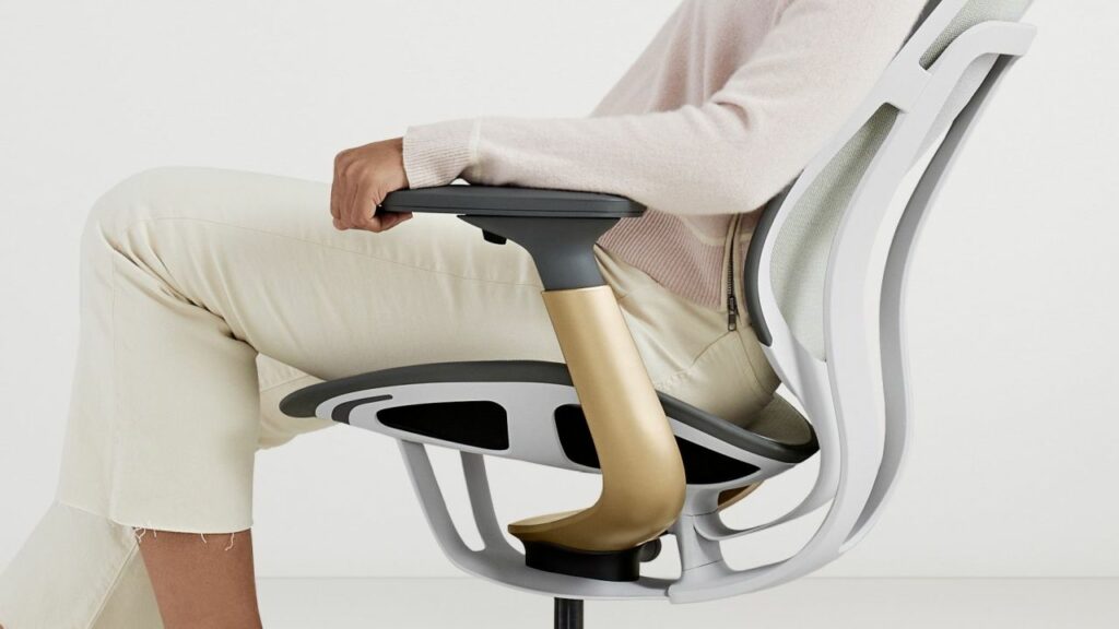 Steelcase Karman Ergonomic Mesh Office Chair Responds to Body Movements