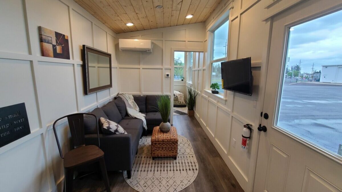 Columbia Tiny House is Perfect Dwelling for a Family of Four