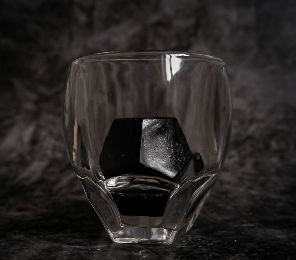 DIAMAS Tumbler front on stone shot-1