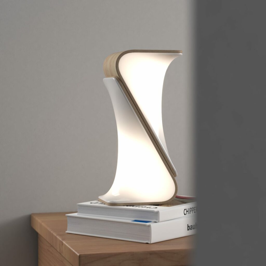 Customizable Magnetic Lamp Designs : modular magnetic lamp