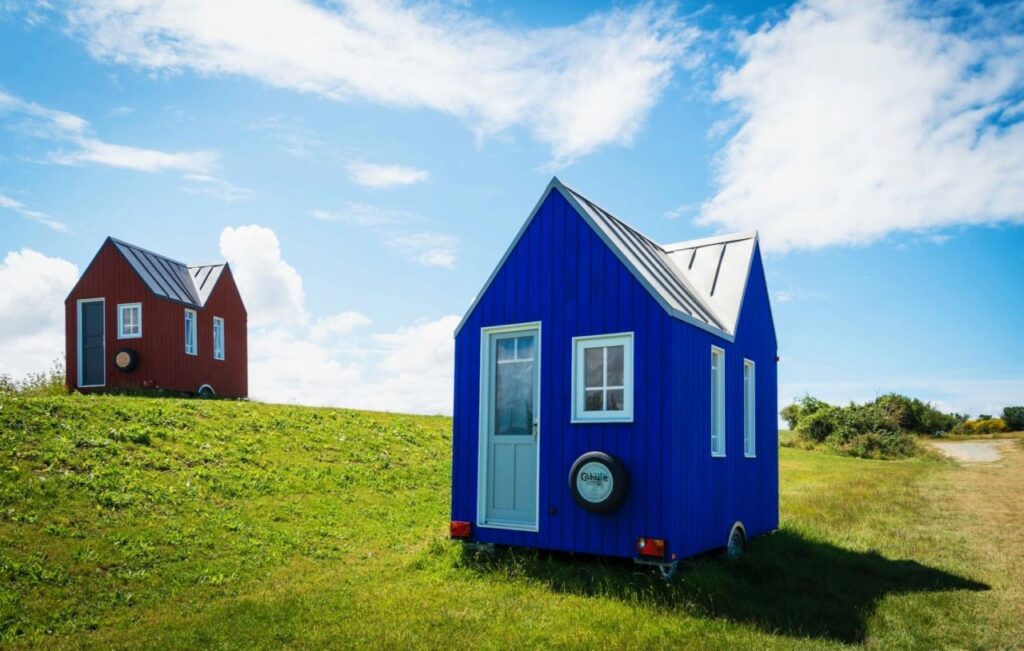 French-Cahute-Tiny-House-Exterior Color Options