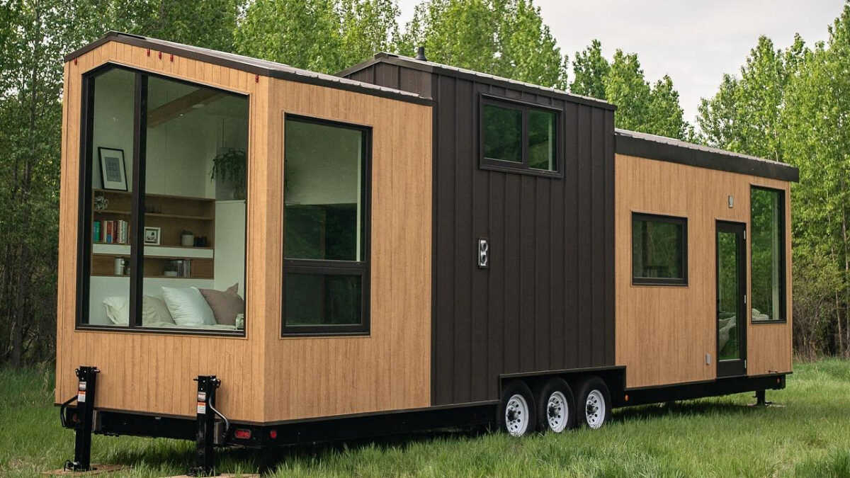 Light-Filled Halcyon 02 Tiny House Features Two Bedrooms