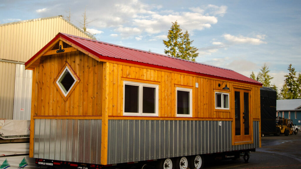 Huckleberry-Tiny-House-Exterior