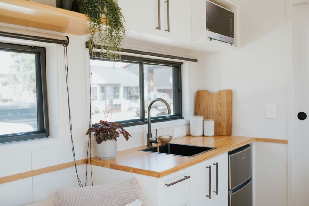 Tadpole-Tiny-House-Kitchen