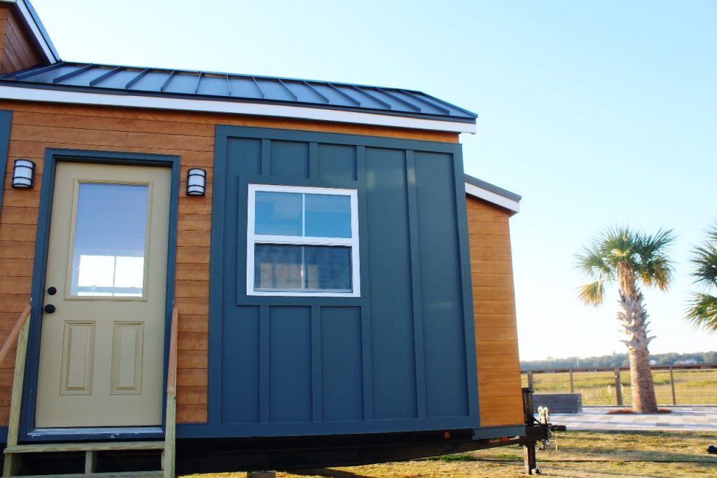 The-Cedar-Tiny-House-Exterior