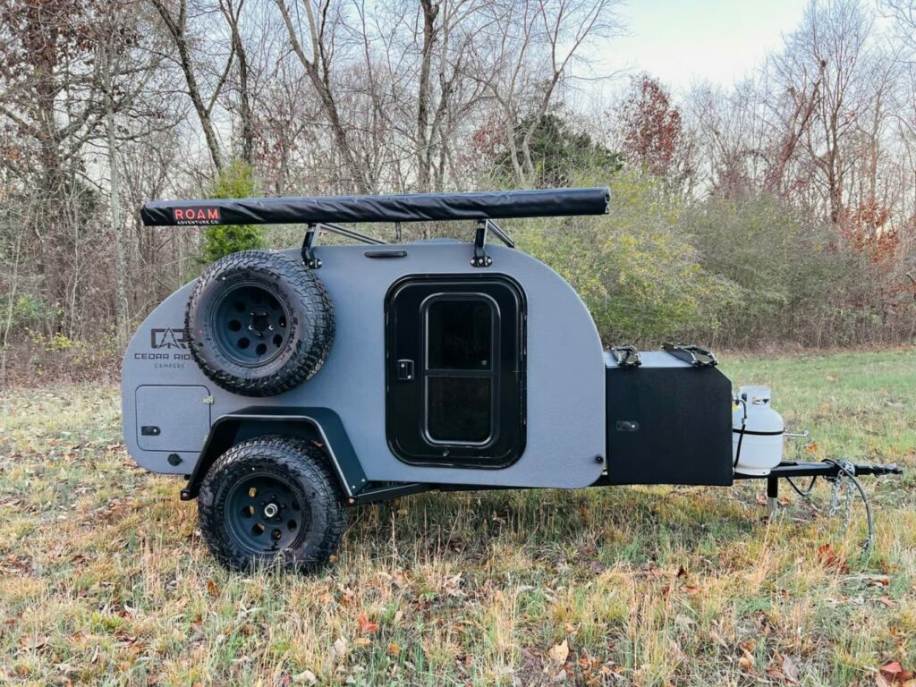 VEGA-XT-2.0-Teardrop-Camper-Exterior-1