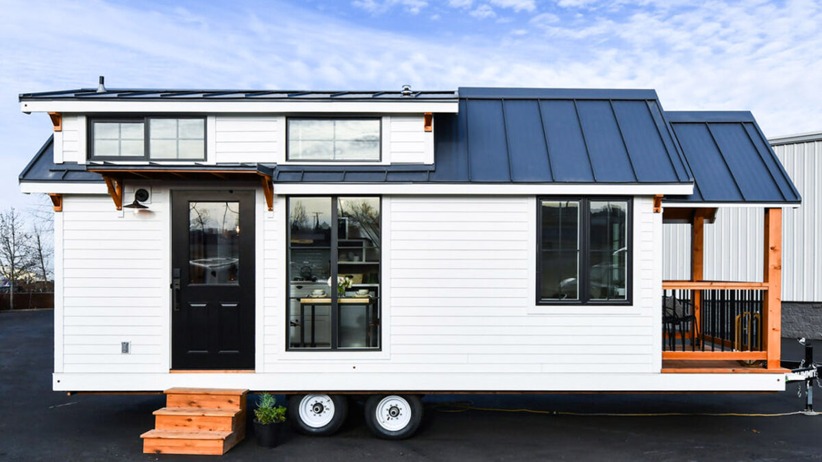 Villa Mini Tiny House Expands Living Space With Stunning Porch