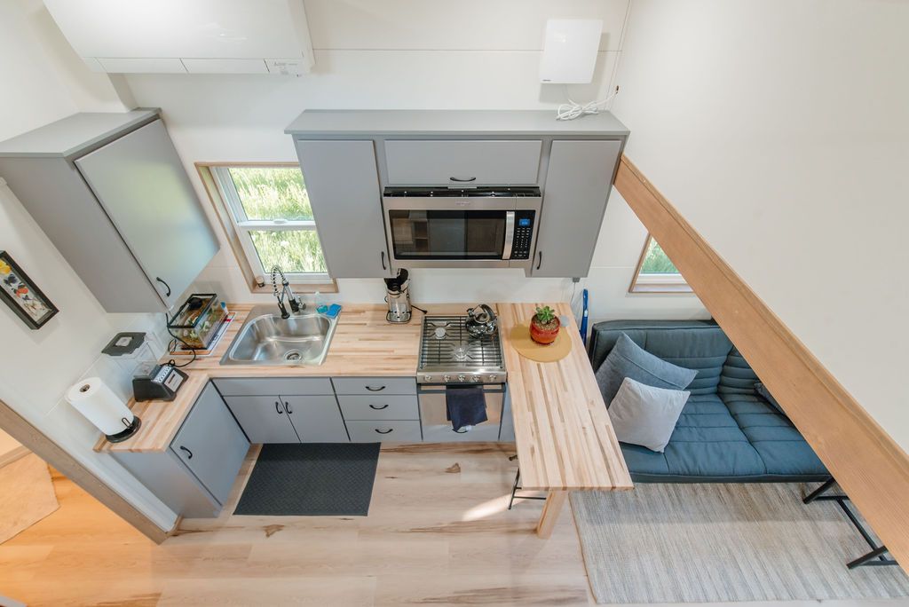 Deb and Dan tiny house interior