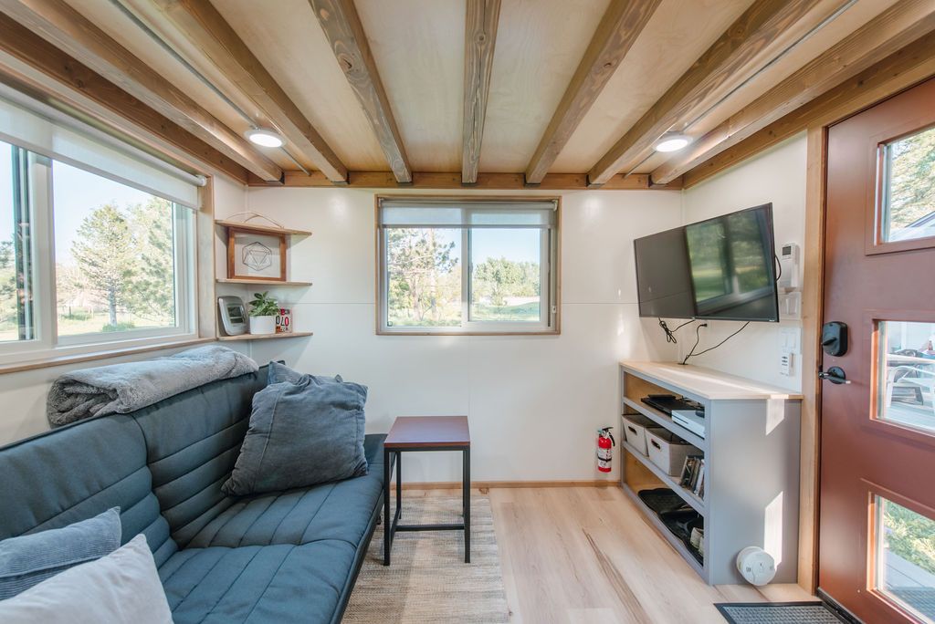 Deb and Dan tiny house interior