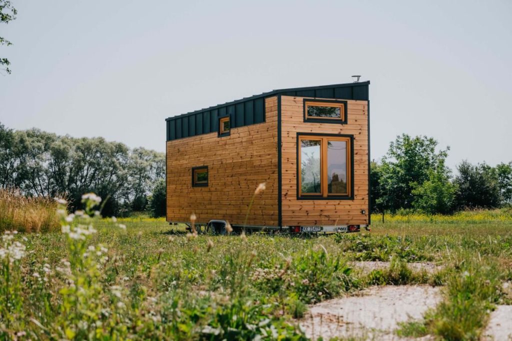 Elbrus tiny house by Berghaus