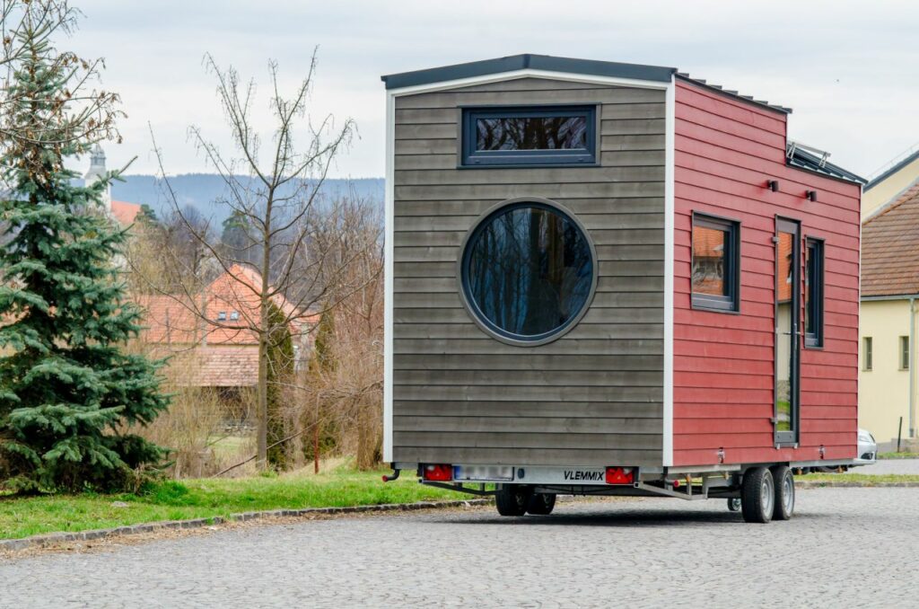 Lakeside Tiny House