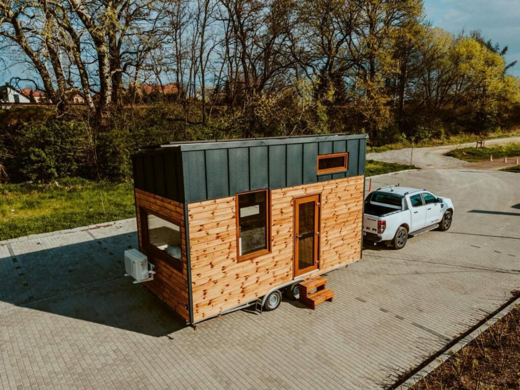 Solar-Powered-Vaalserberg-Tiny-House-1