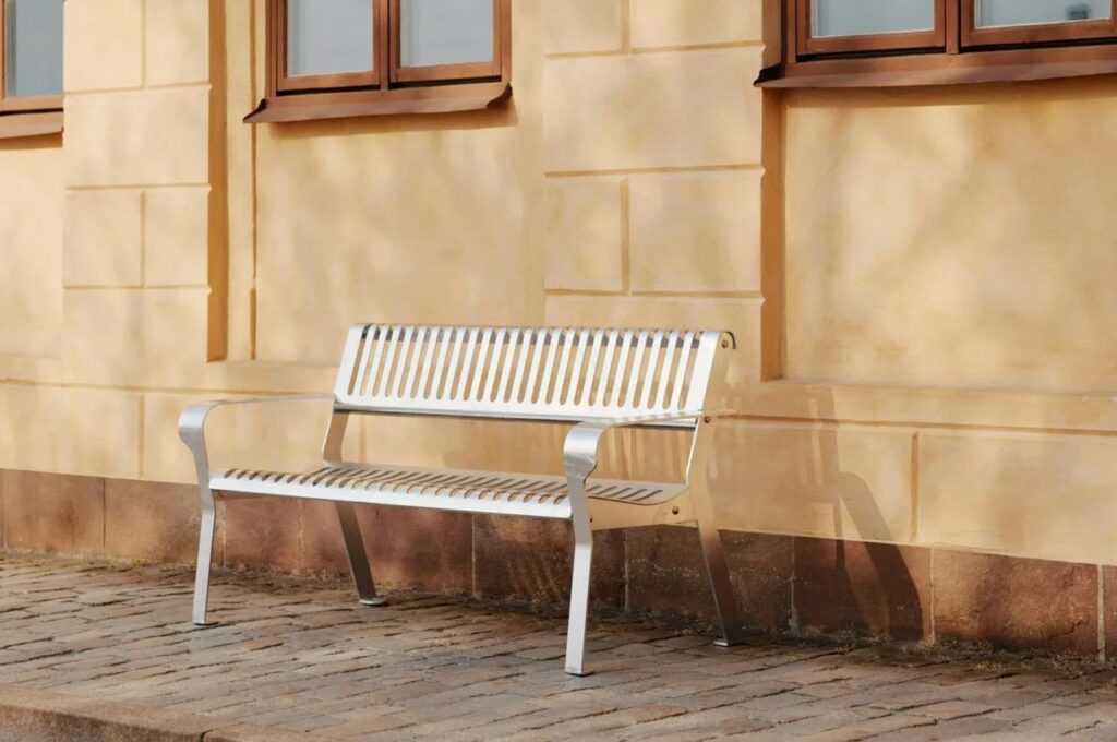 TELLUS bench