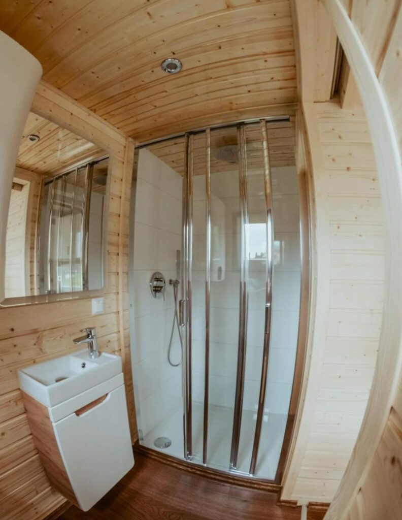 Vaalserberg-Tiny-House-Shower