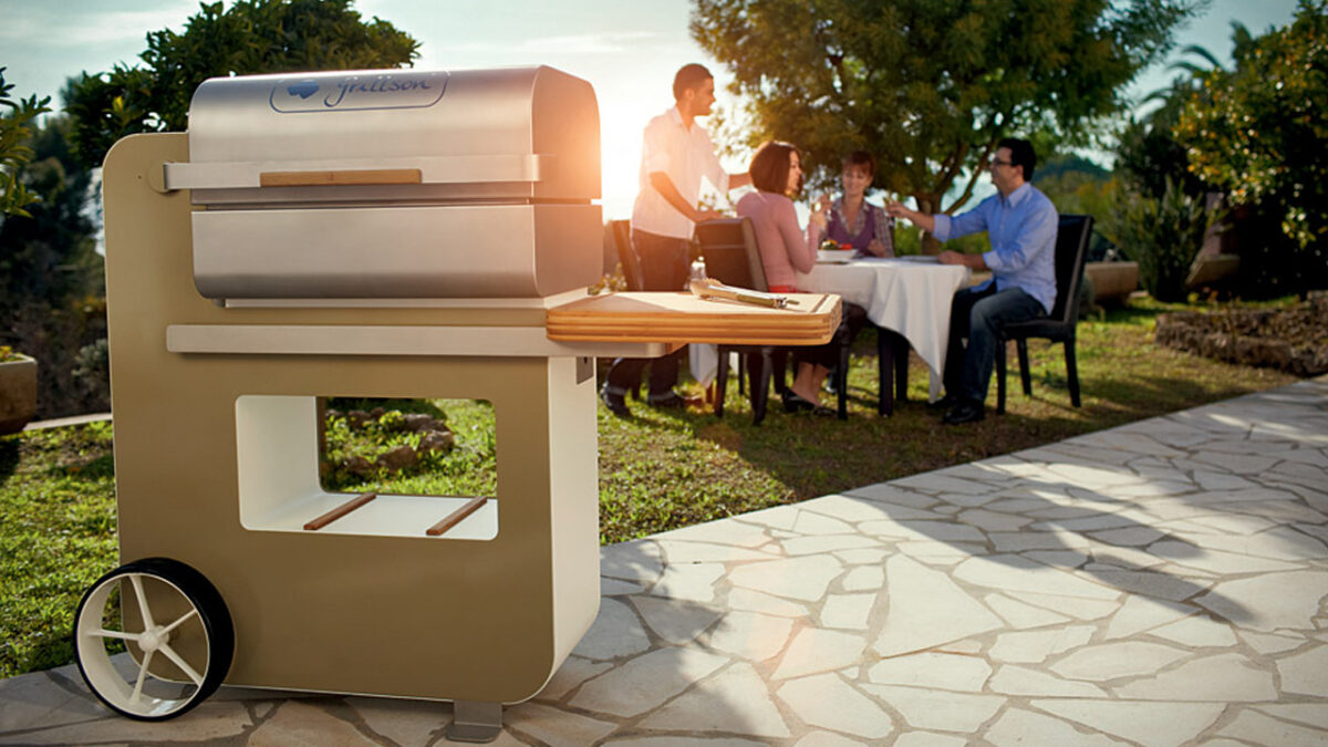 Bob Grillson Wood Pellet Barbecue Grill is SmartphoneControlled
