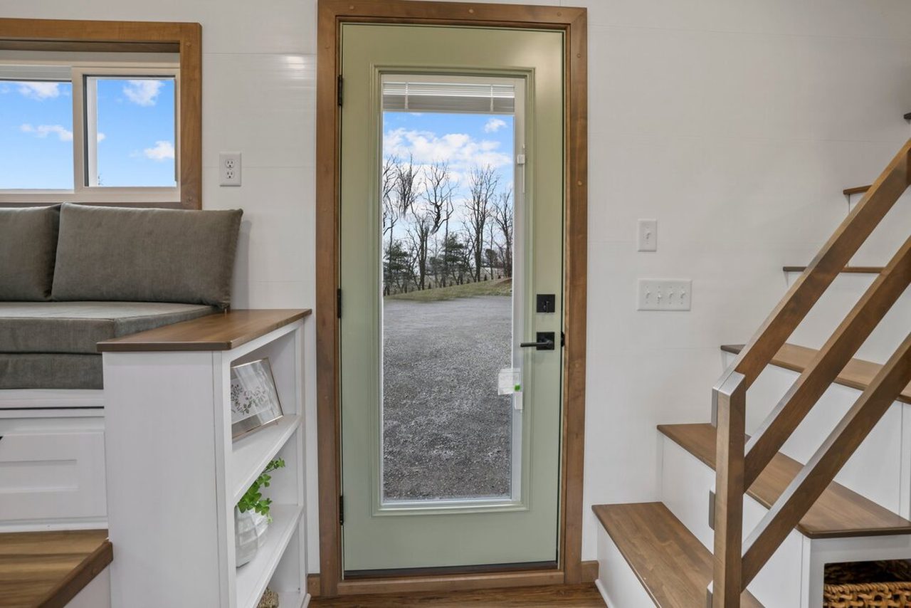 Bofin Tiny House - Front door