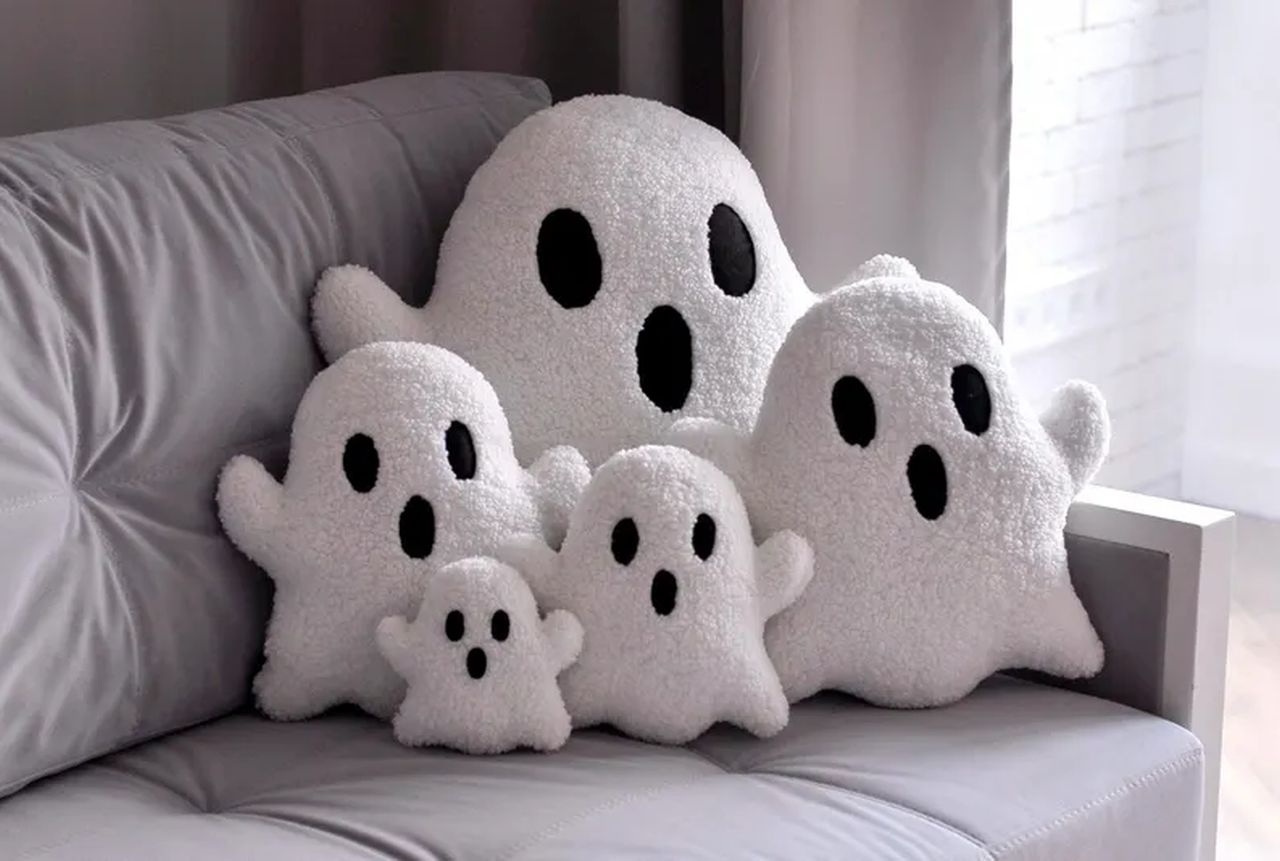 Boucle Ghost Pillow