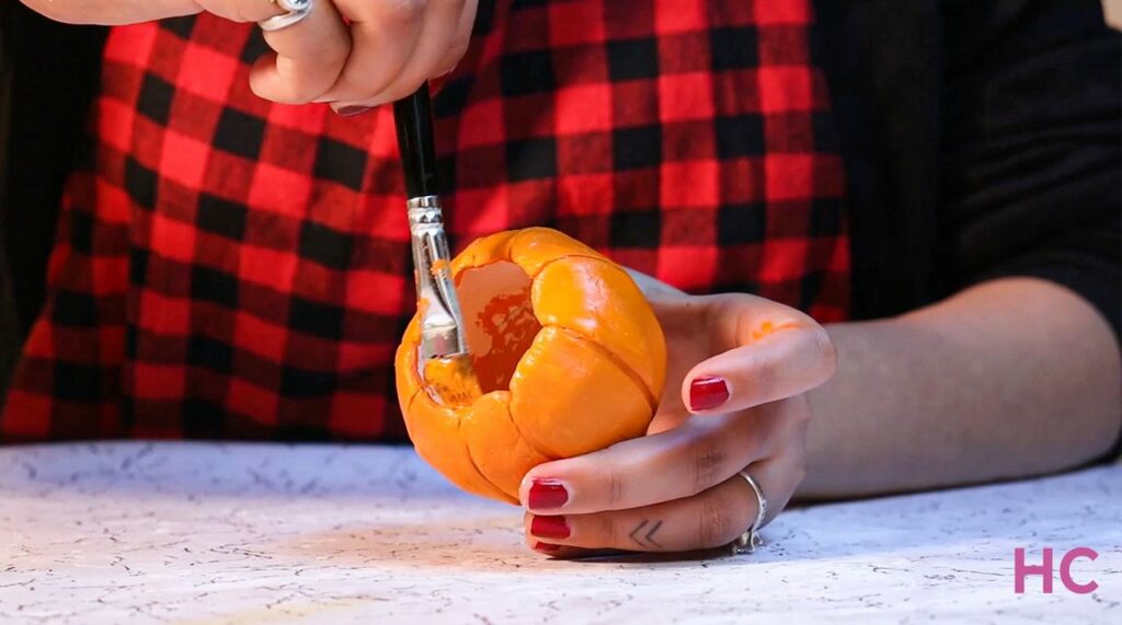 DIY Clay candle holder - pumpkin for Halloween 