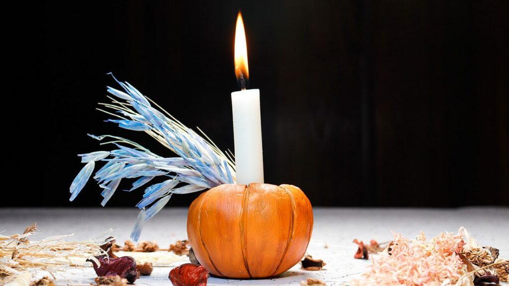 DIY Pumpkin Candle Holder - clay crafts for Halloween