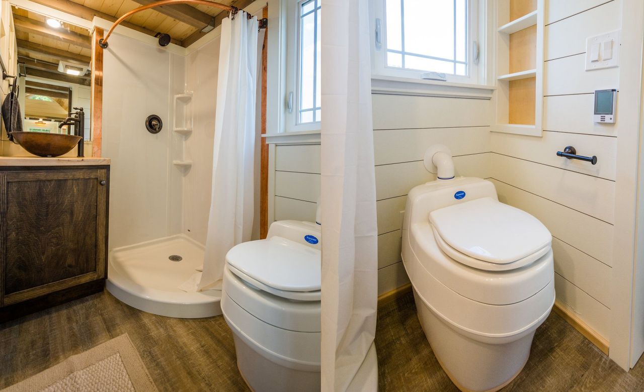 Francelia tiny house washroom