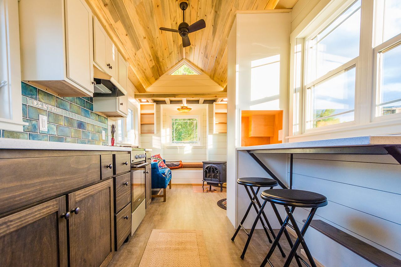 Francelia tiny house interior