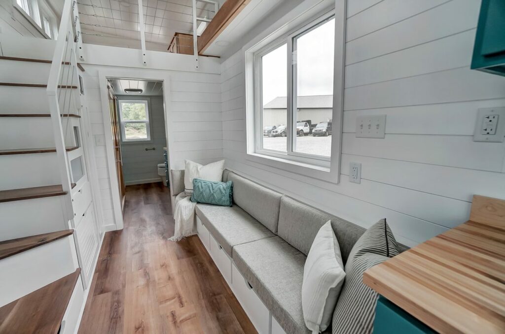 Gallaway Tiny House - Living room