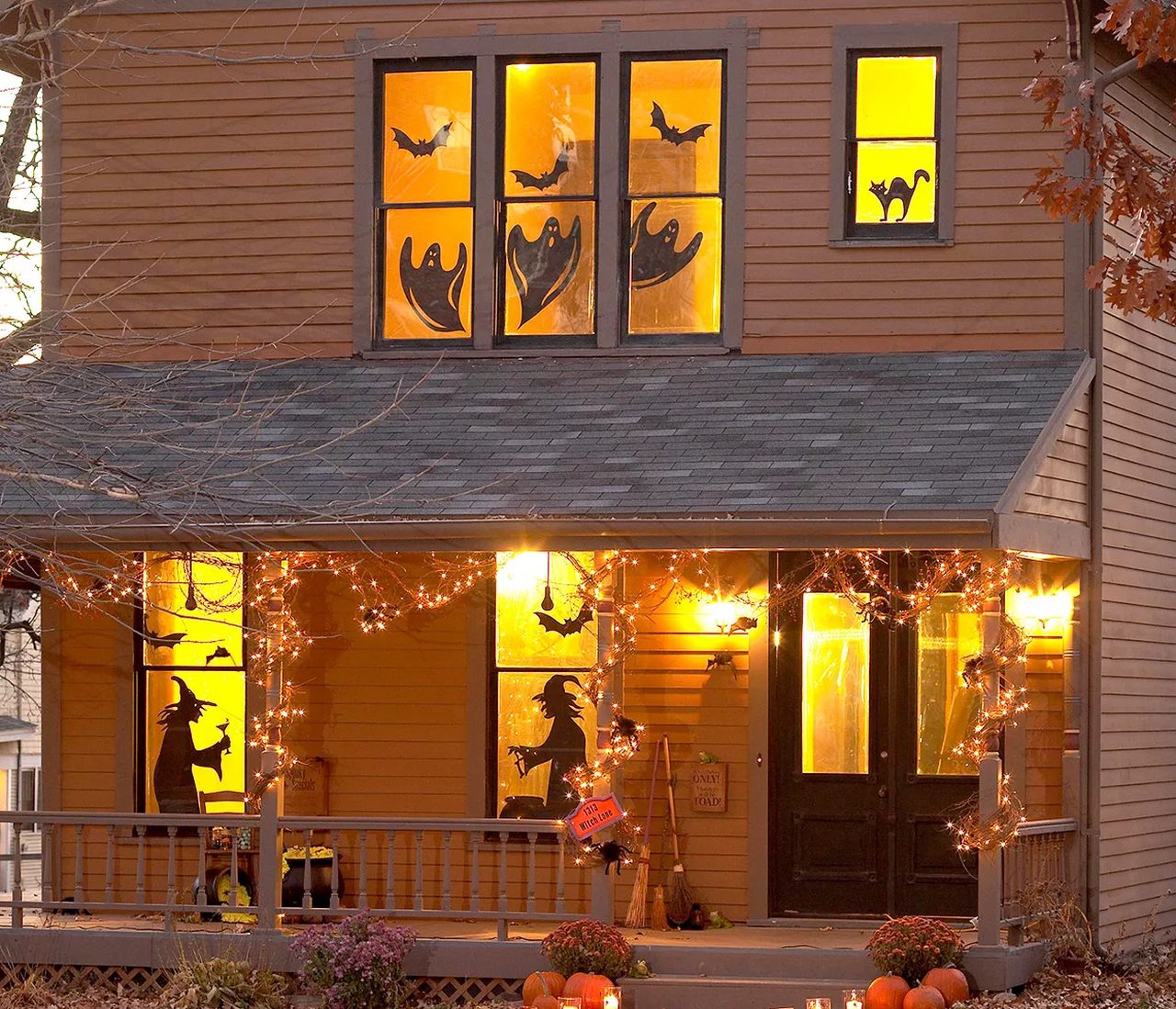 Halloween window decoration ideas - Witches and Ghosts