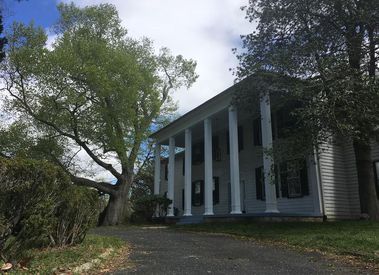 Historical Maryland Mansion