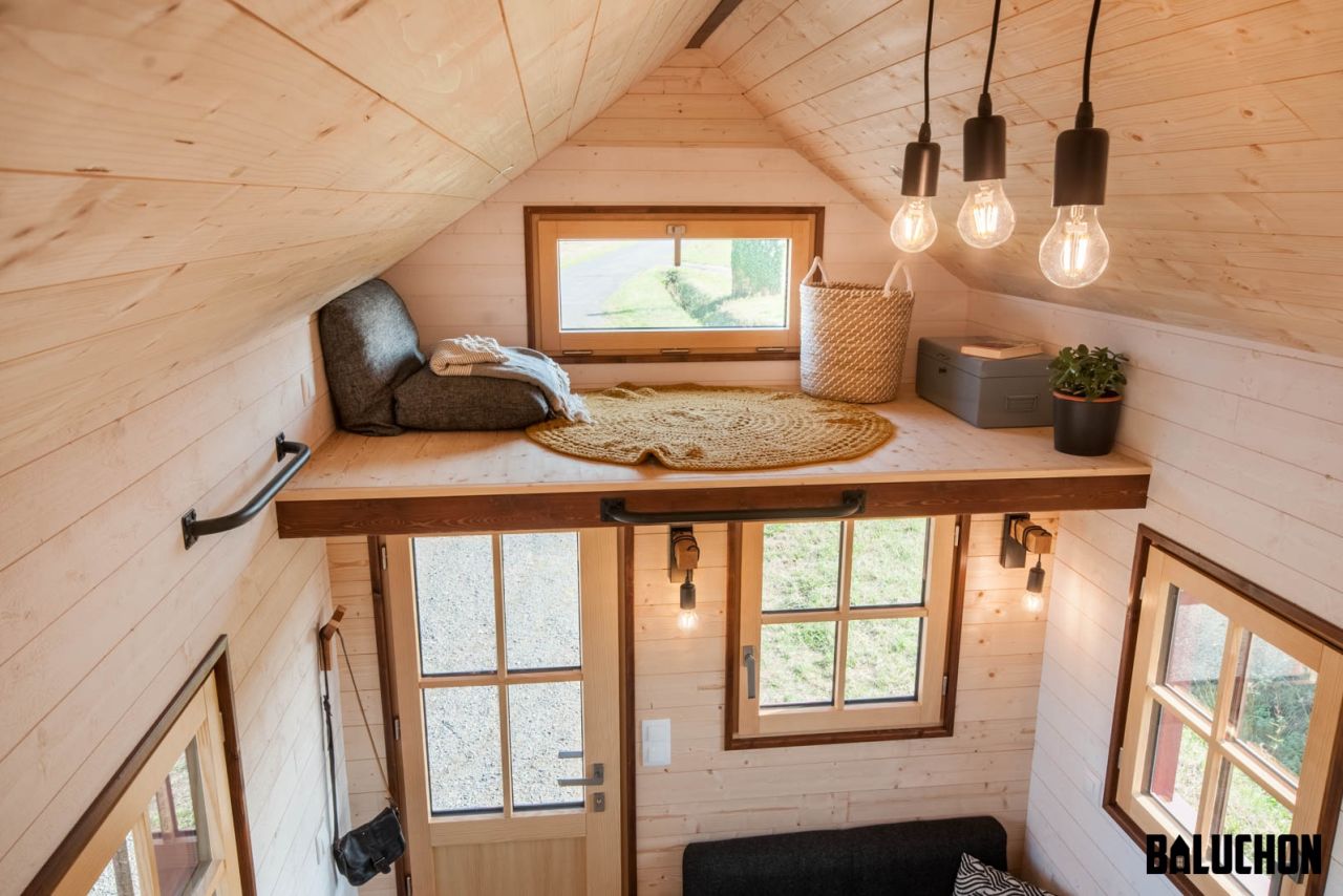 Holz Hisla tiny house on wheels