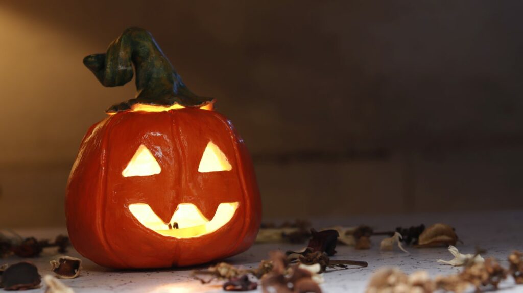 Jack-o'-lantern Clay Candle holder