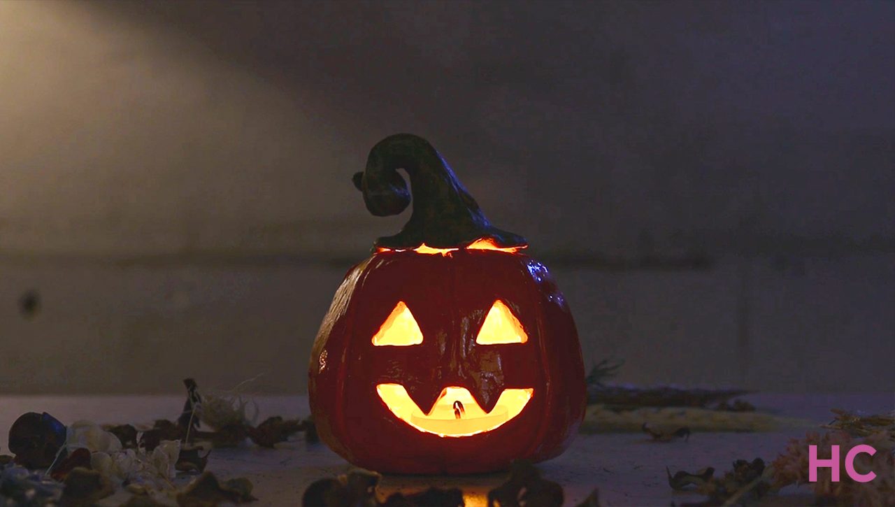 Jack-o-lantern candle holder from clay is ready