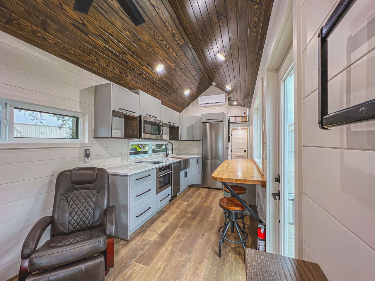 Jock tiny house by Movable Roots Tiny Homes