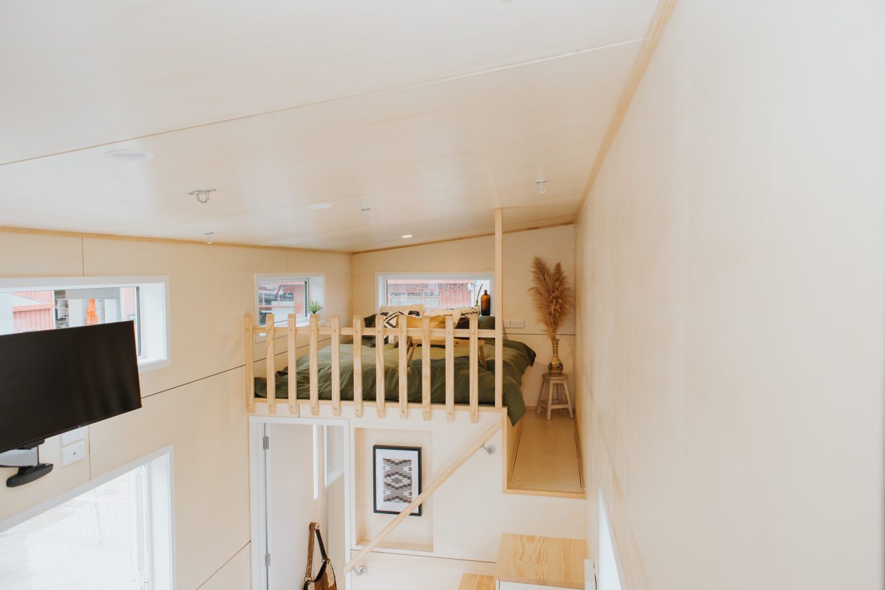 Kahurangi Koinga Tiny House - Loft Bedroom Primary