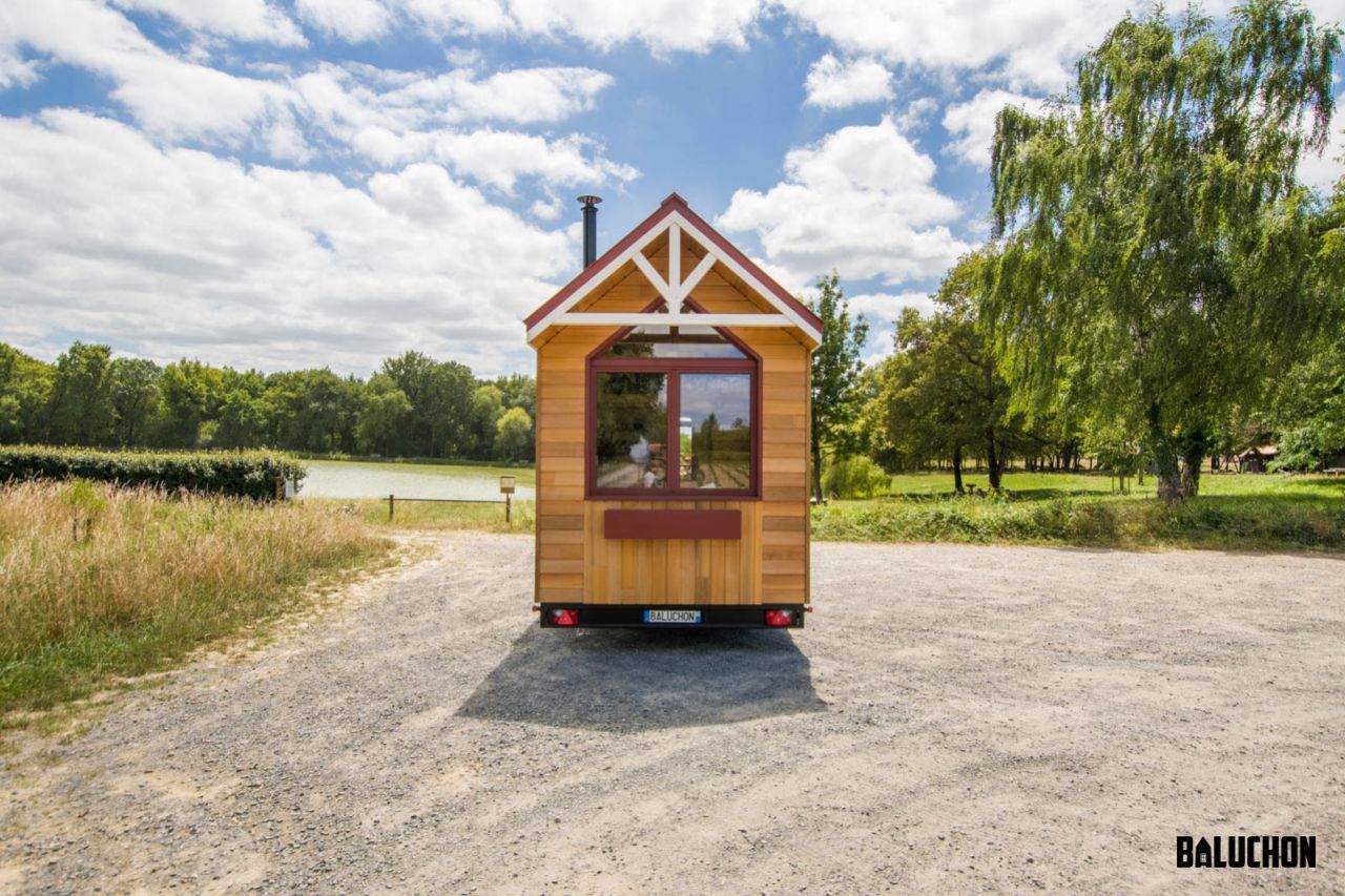 La Sorciere Tiny House exterior