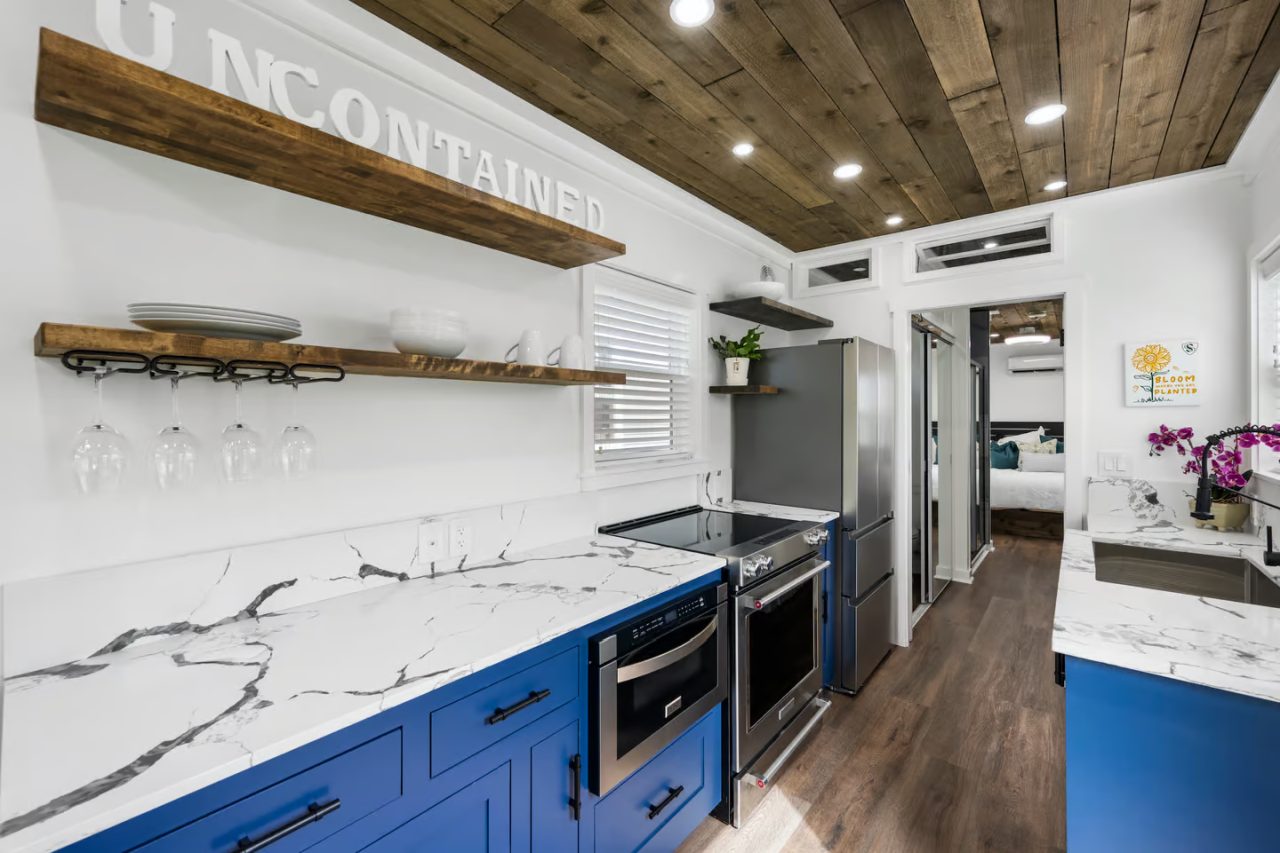 Rising Sun Tiny House - Kitchen