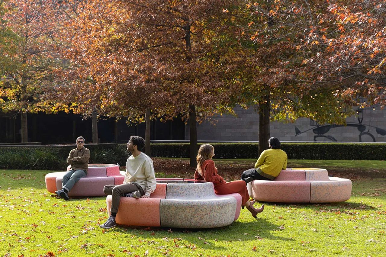 Solar Powered Bench-Image 5