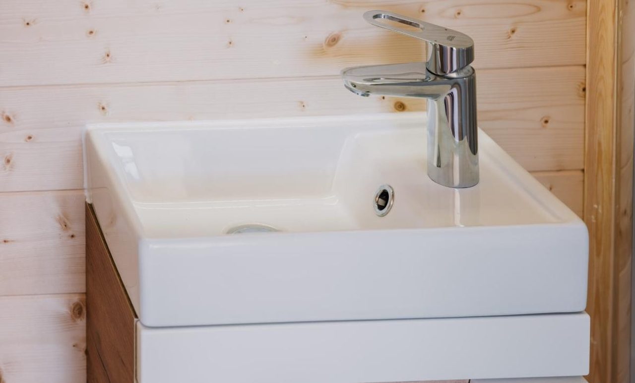 Taunus Tiny House - bathroom