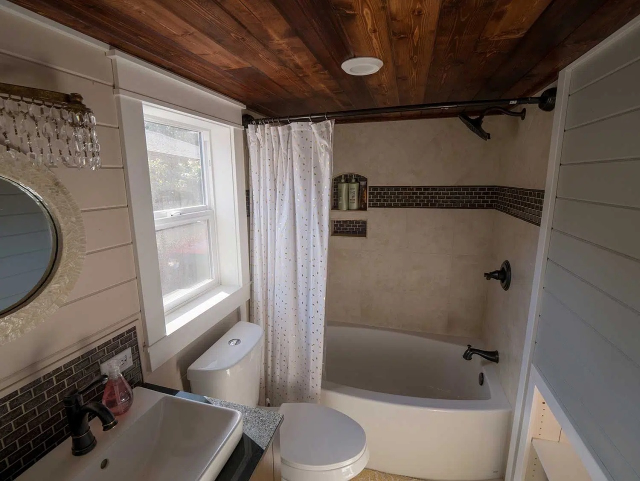 Tiny Heirloom Theater Home- bathroom