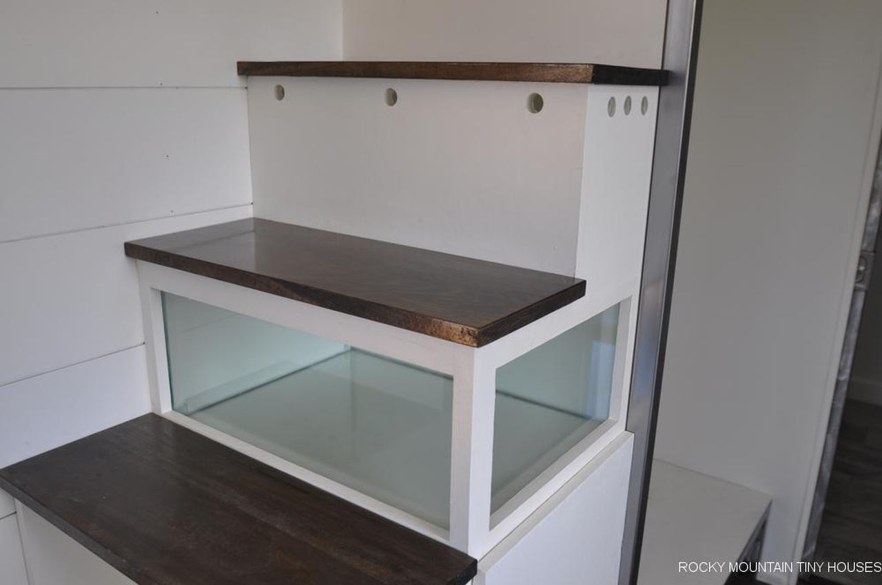 Ad Astra Tiny House-vivarium integrated storage