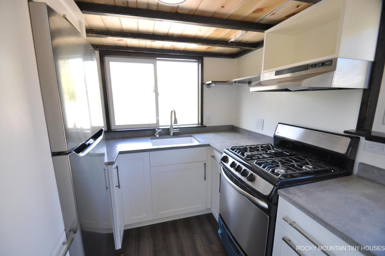 Ad Astra Tiny House-kitchen