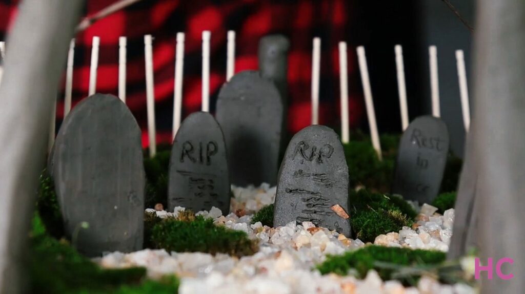 Clay halloween graveyard decoration 2023 DIY - landscaping