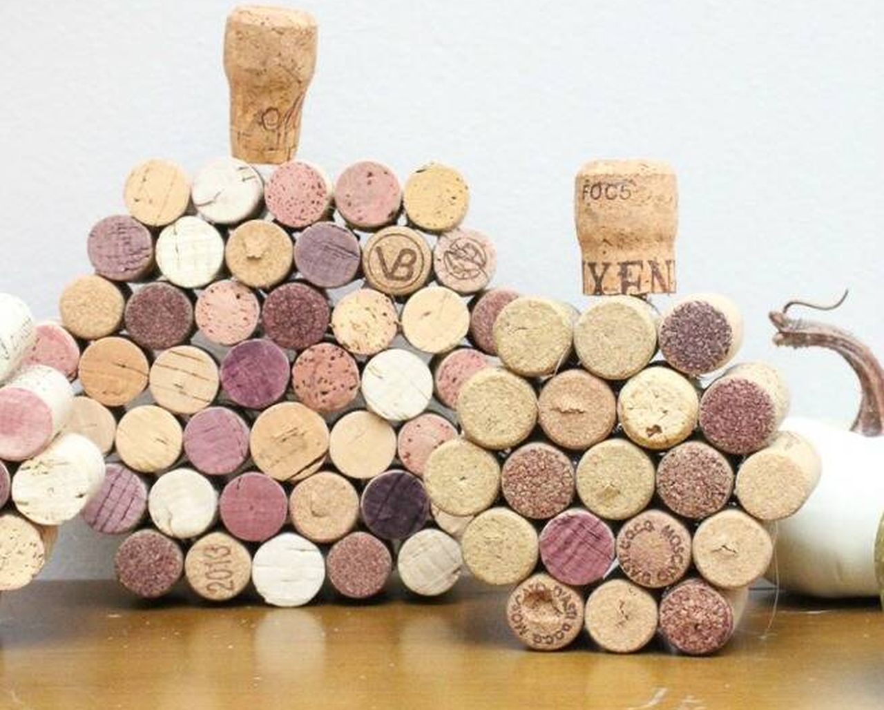 DIY cork pumpkins