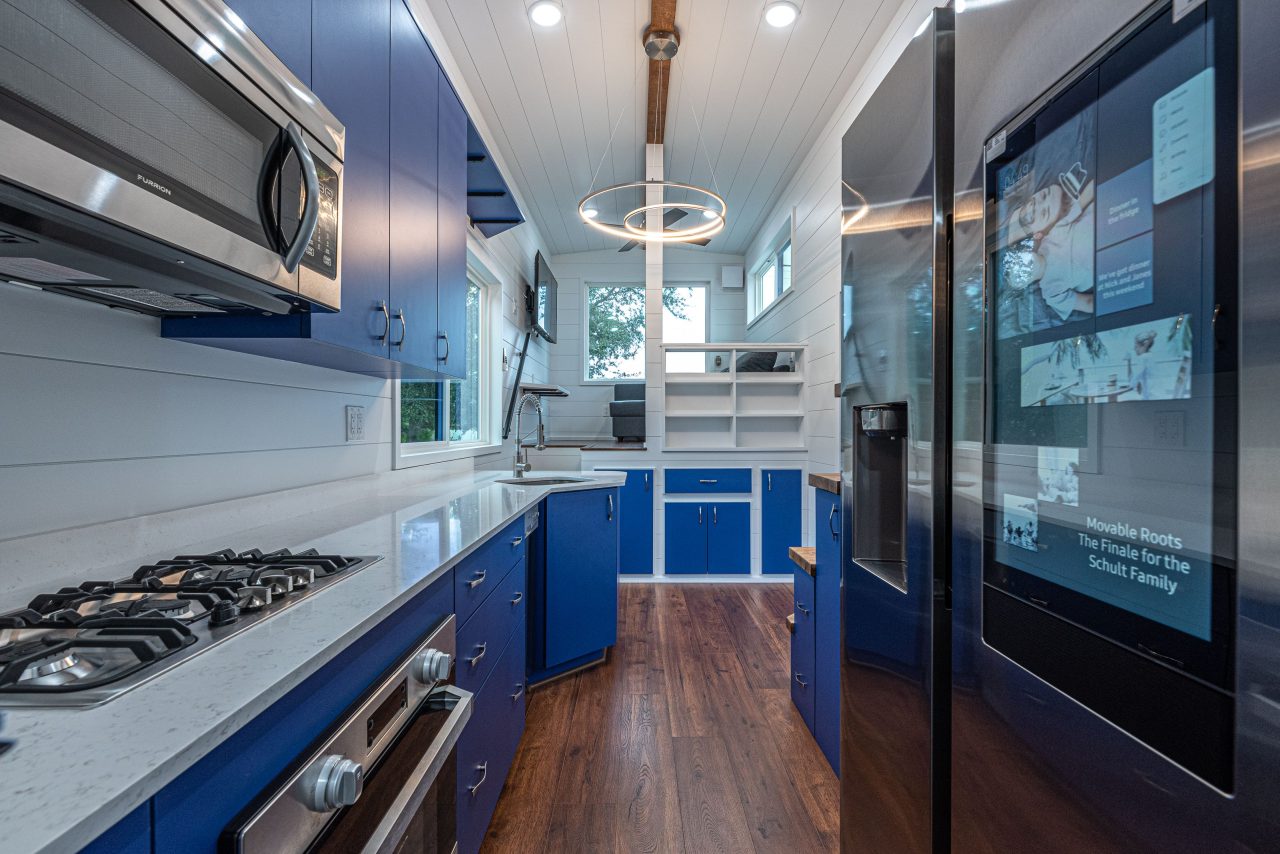 Finale Tiny House - Huge kitchen 2