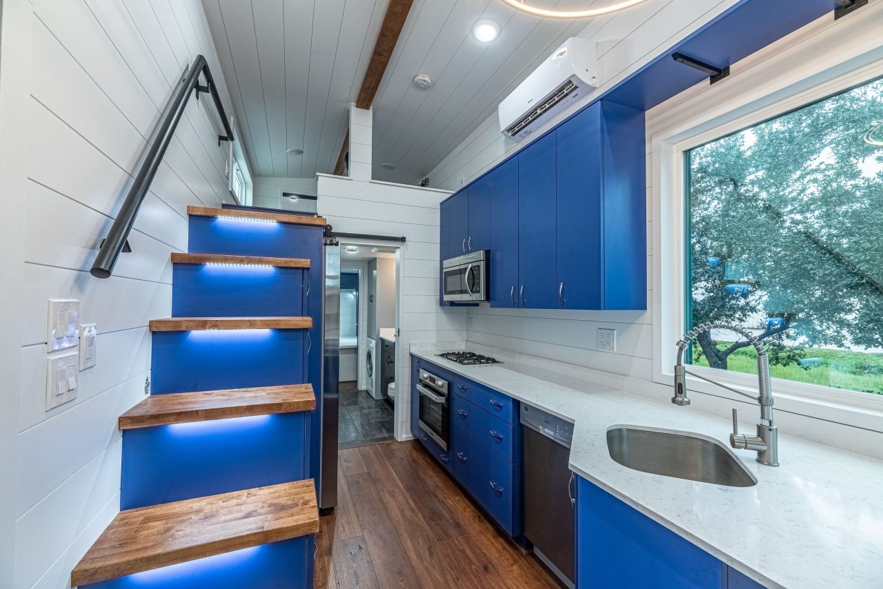 Finale Tiny House - Huge kitchen