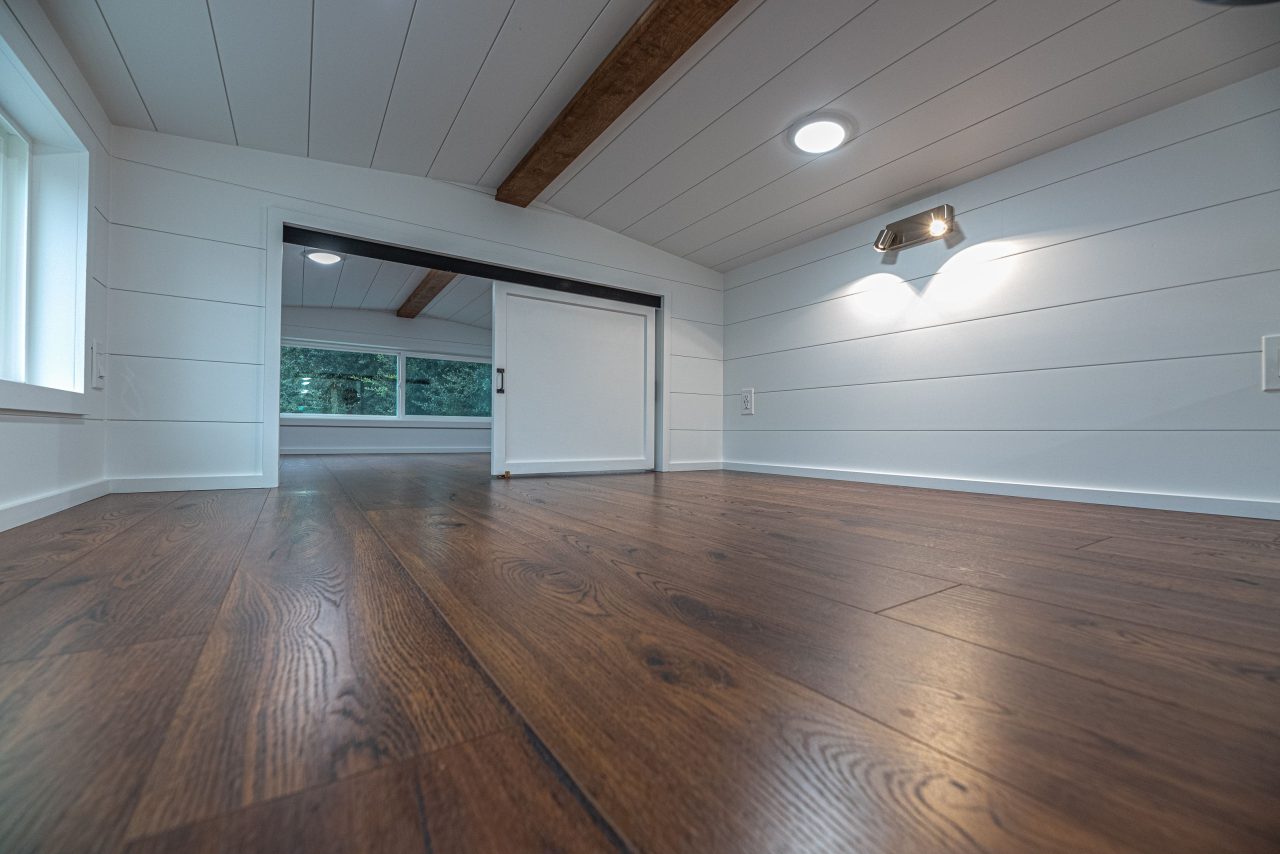 Finale Tiny House - Split loft bedroom 1