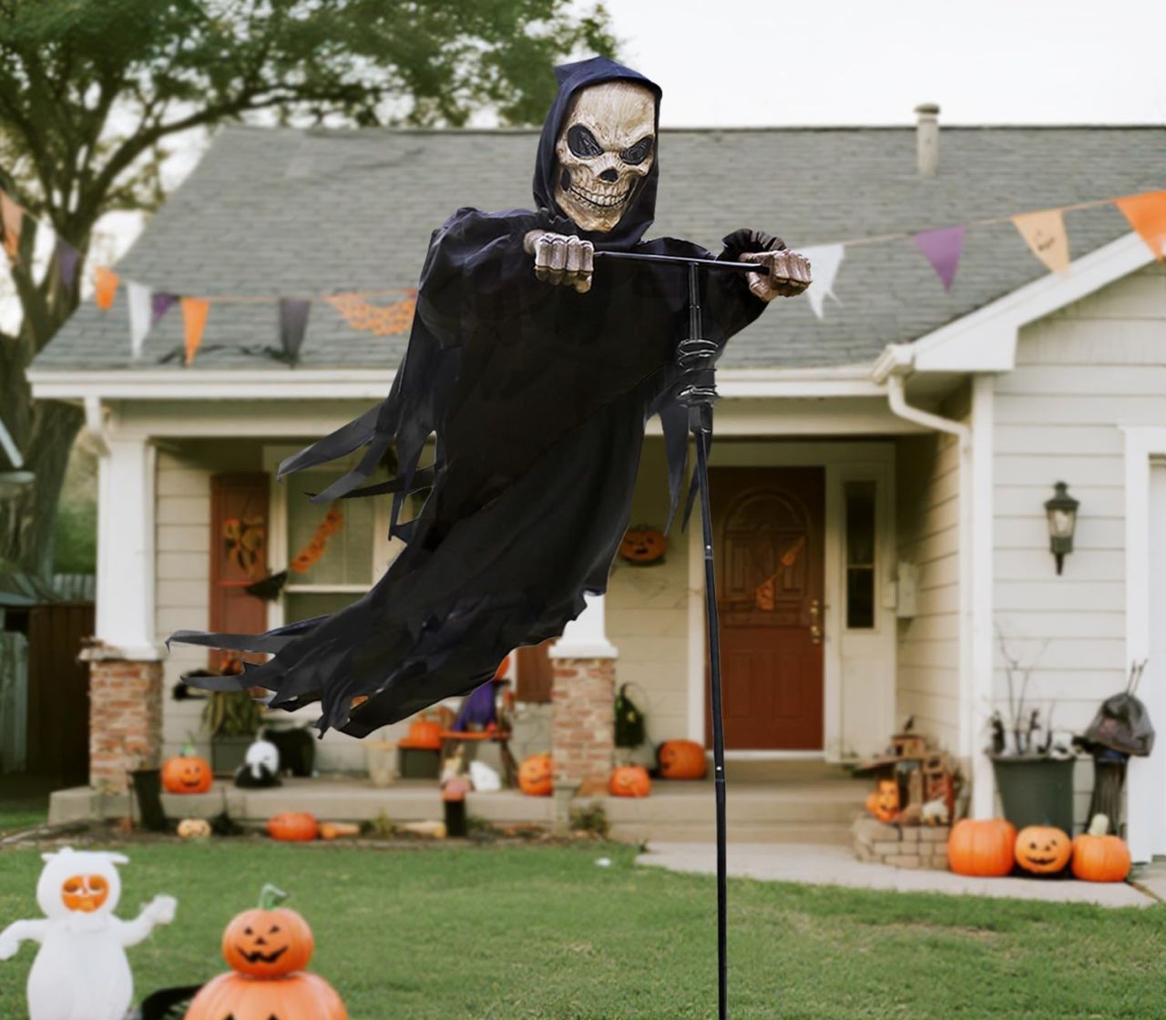Flying Rotated Skull Reaper Ghost Scarecrow